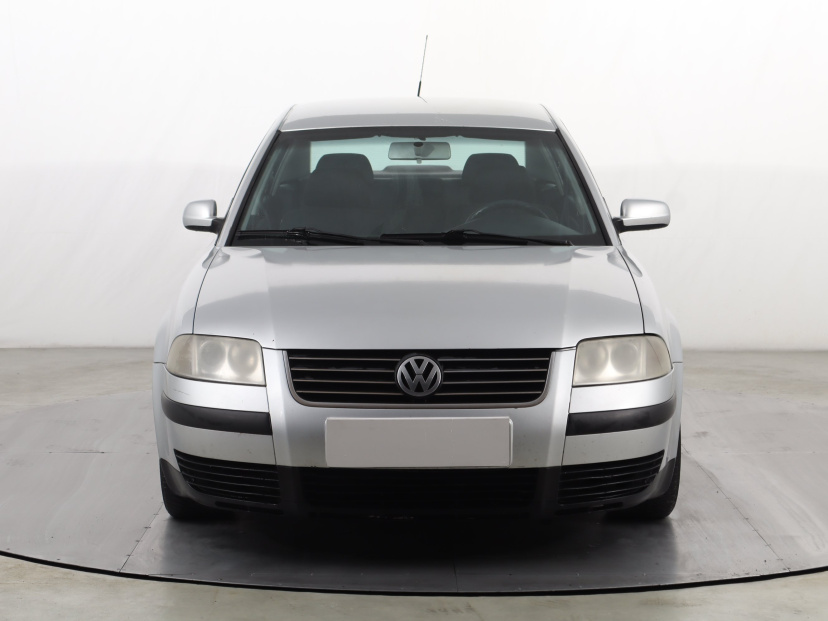 Volkswagen Passat, 2002