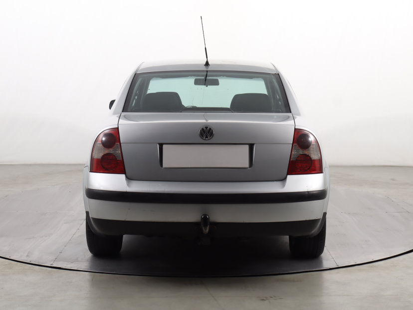 Volkswagen Passat, 2002
