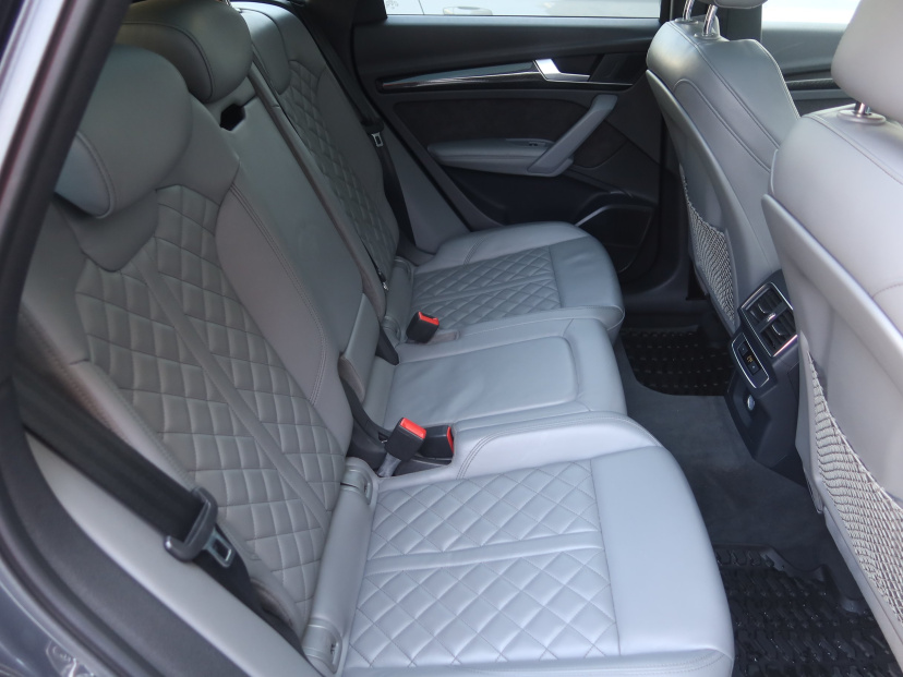 Audi SQ5, 2017