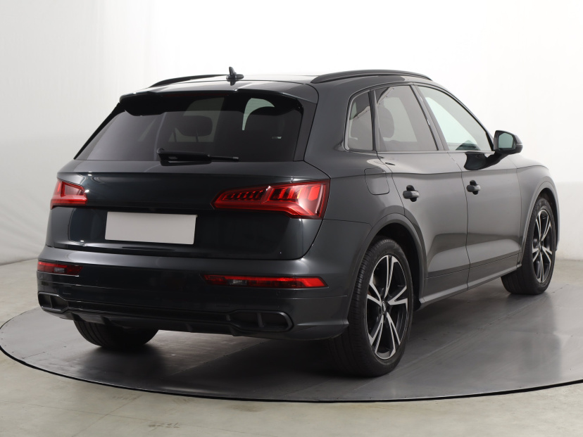 Audi SQ5, 2017