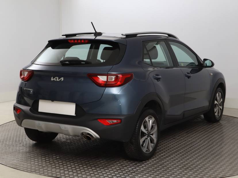 Kia Stonic, 2022