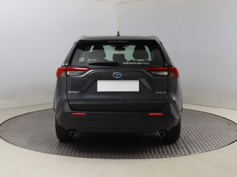 Toyota RAV 4, 2021