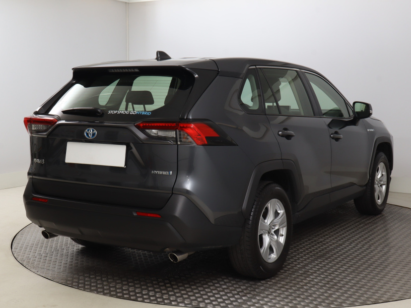 Toyota RAV 4, 2021