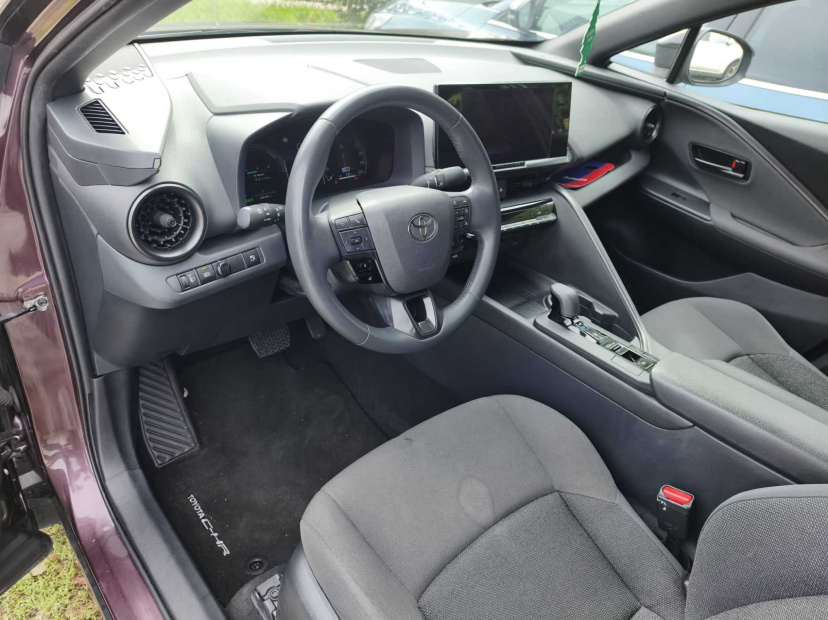 Toyota C-HR, 2024