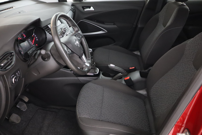 Opel Crossland, 2024
