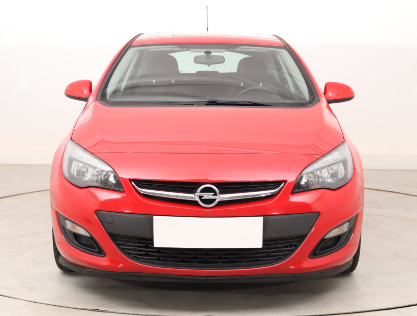 Opel Astra, 2013