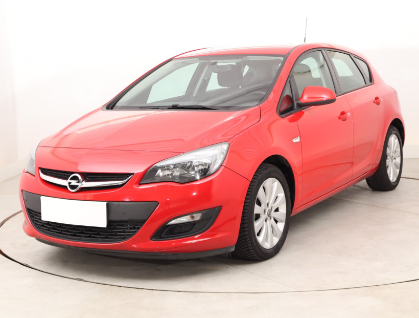 Opel Astra, 2013