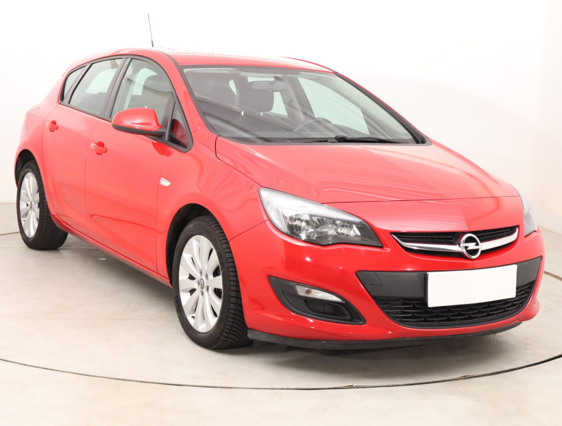 Opel Astra, 2013