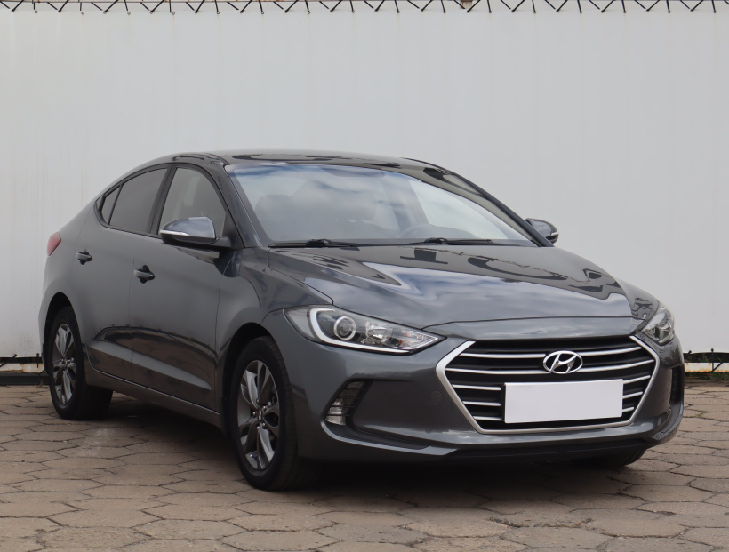 Hyundai Elantra, 2019