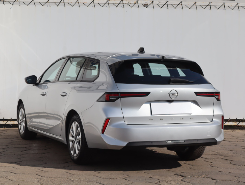 Opel Astra, 2024
