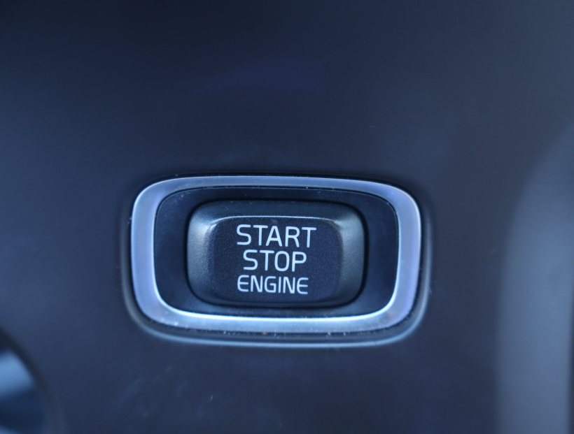 Volvo V40 Cross Country, 2014