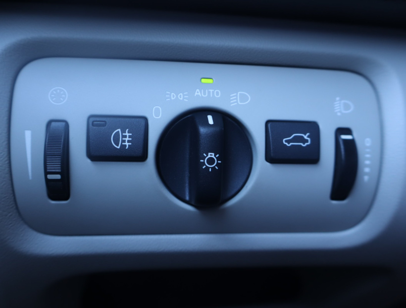 Volvo V40 Cross Country, 2014