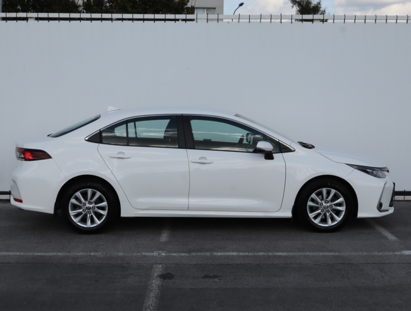 Toyota Corolla, 2024