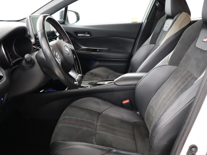 Toyota C-HR, 2022