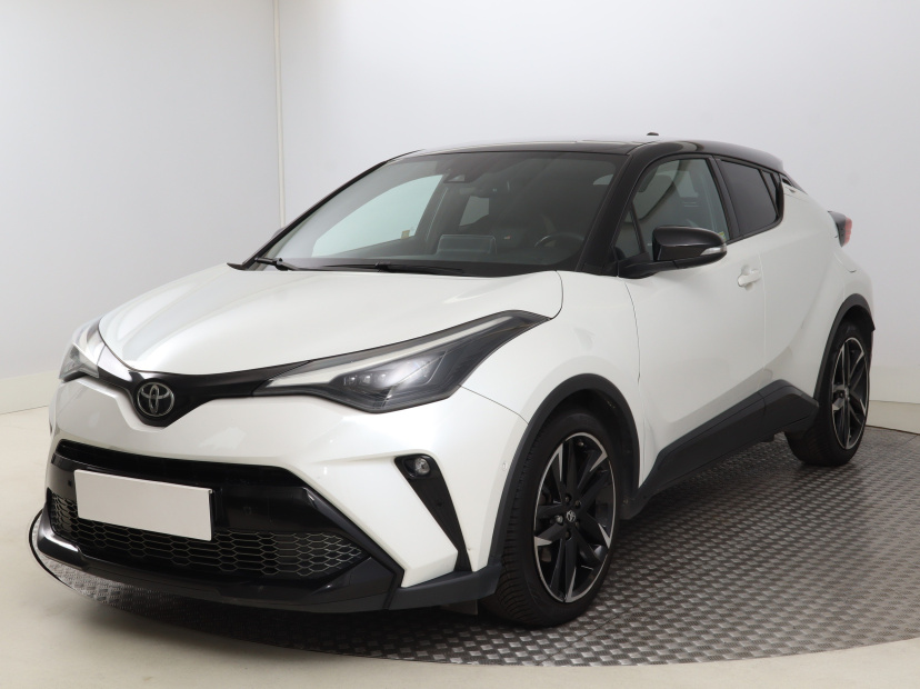 Toyota C-HR, 2022