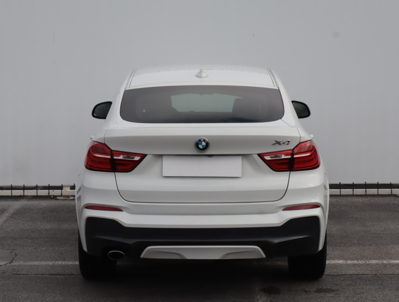 BMW X4, 2016