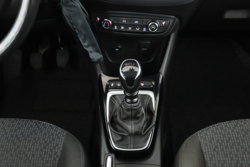 Opel Crossland, 2024