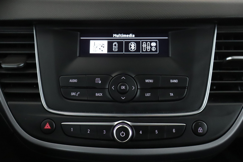 Opel Crossland, 2024