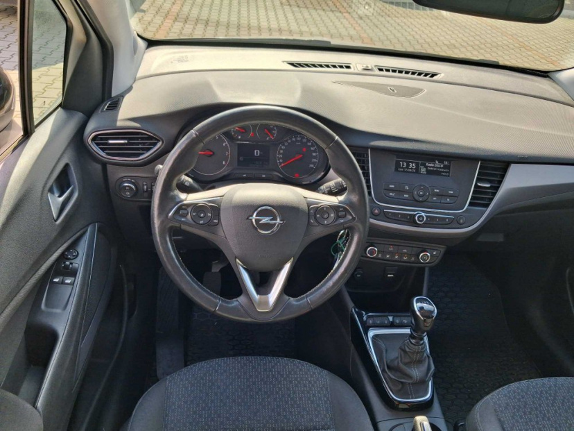 Opel Crossland, 2024