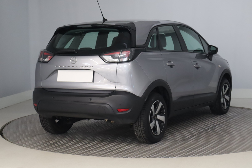 Opel Crossland, 2024