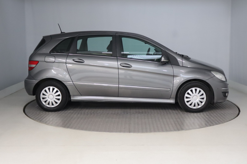 Mercedes-Benz B, 2011
