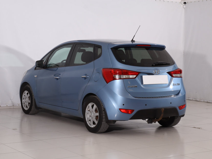 Hyundai ix20, 2012