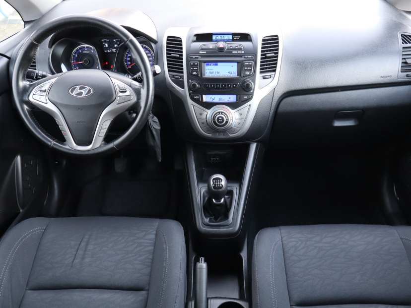 Hyundai ix20, 2012