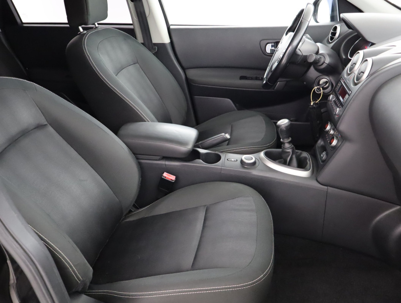 Nissan Qashqai, 2011