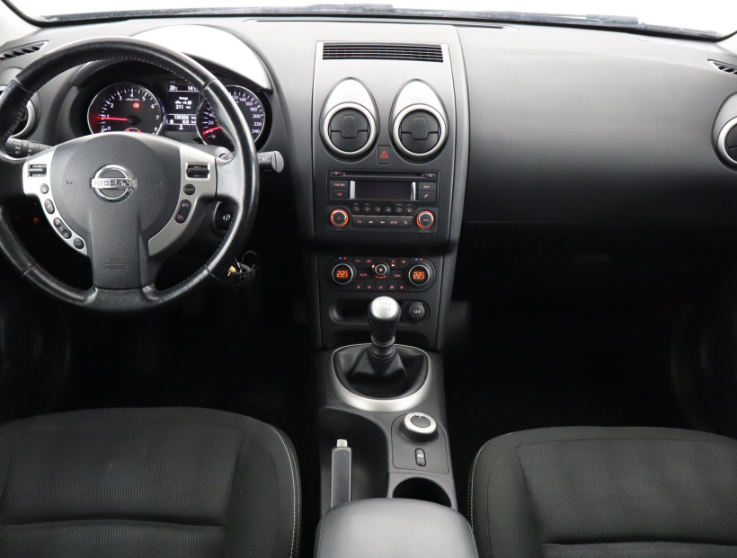 Nissan Qashqai, 2011