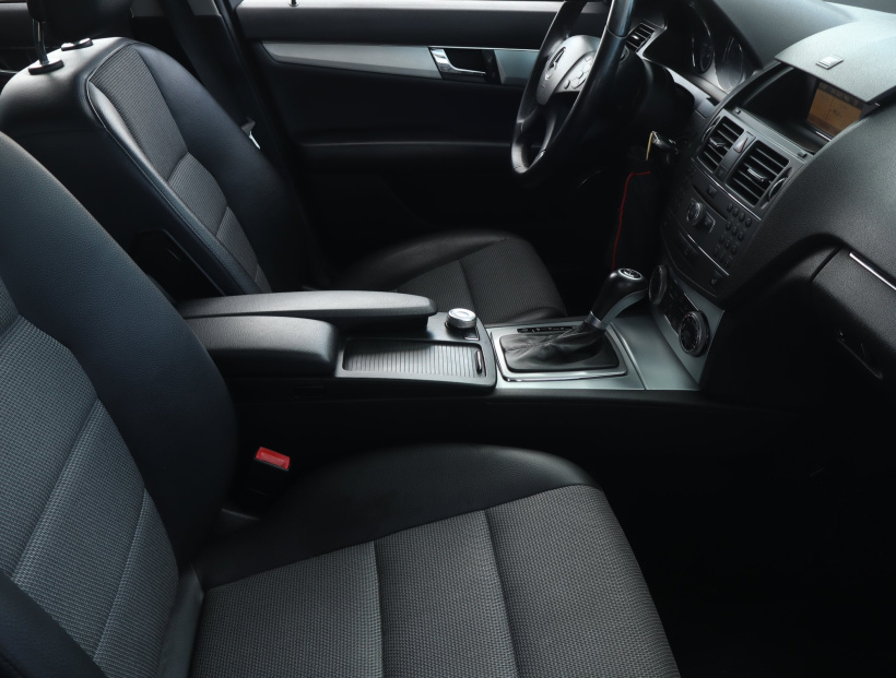 Mercedes-Benz C, 2010