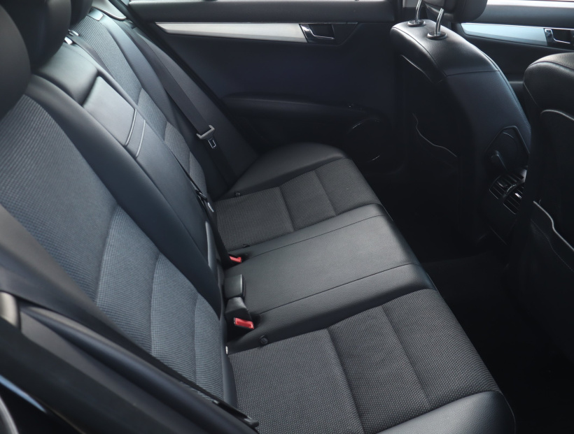 Mercedes-Benz C, 2010