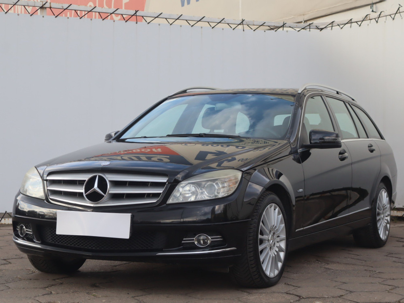 Mercedes-Benz C, 2010
