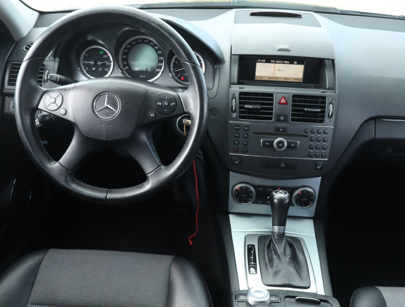 Mercedes-Benz C, 2010