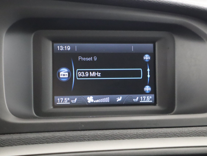 Volvo V40, 2016