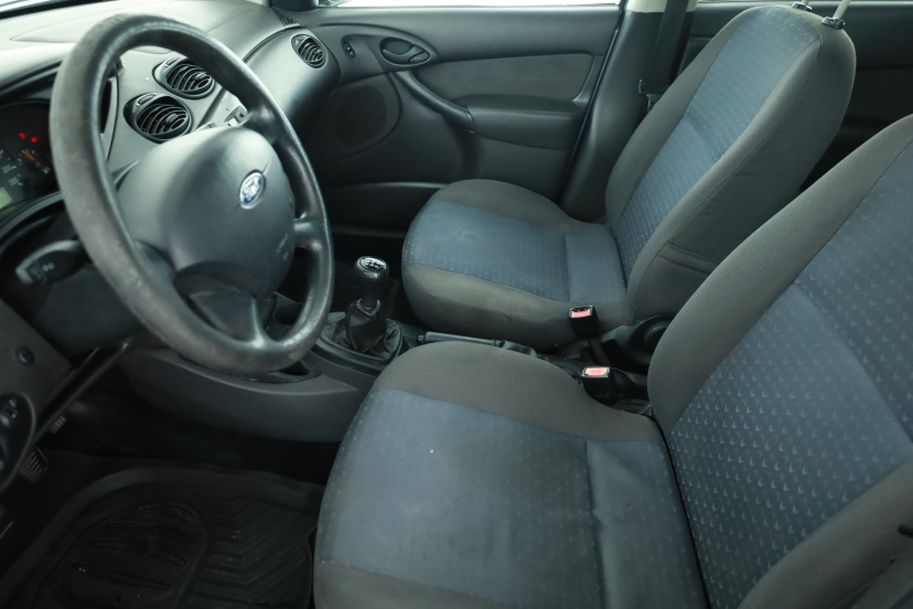 Ford Focus, 2004