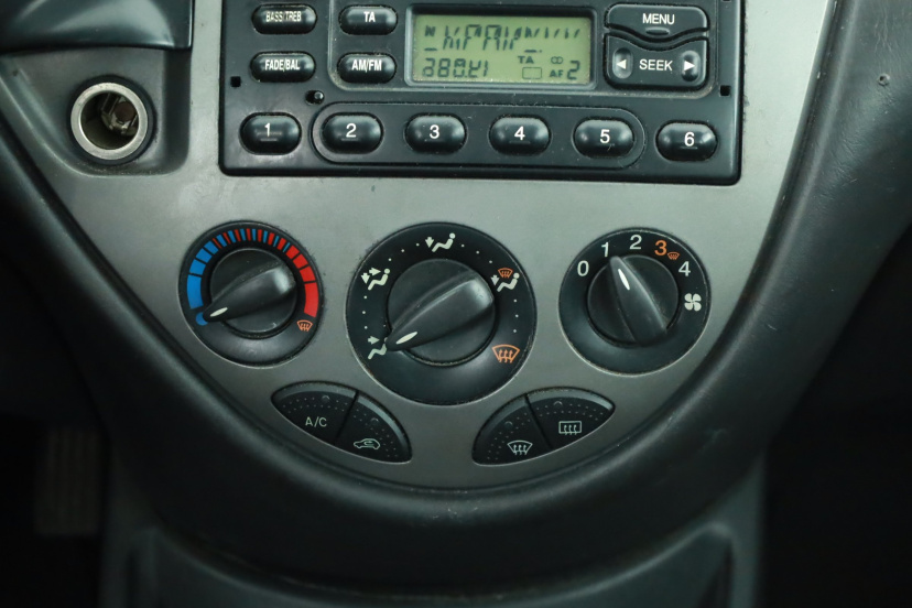 Ford Focus, 2004