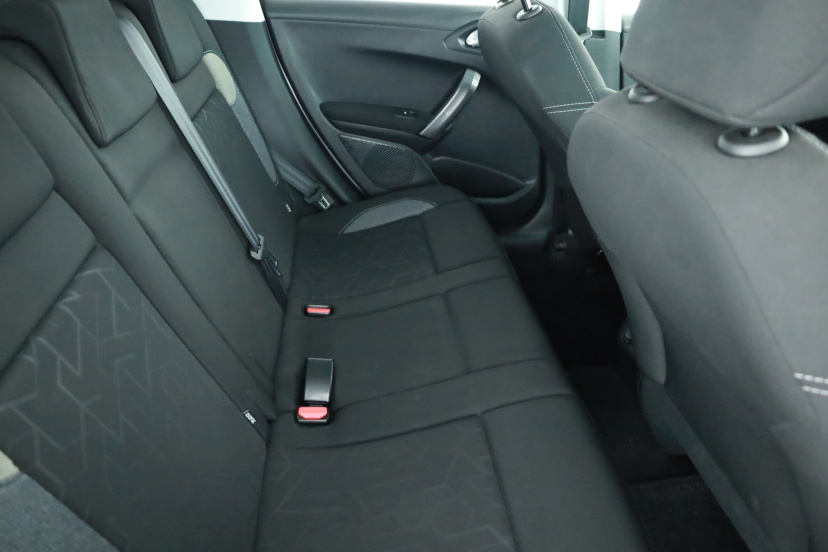 Peugeot 2008, 2017