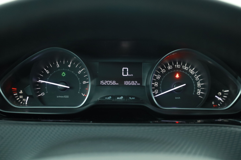 Peugeot 2008, 2017