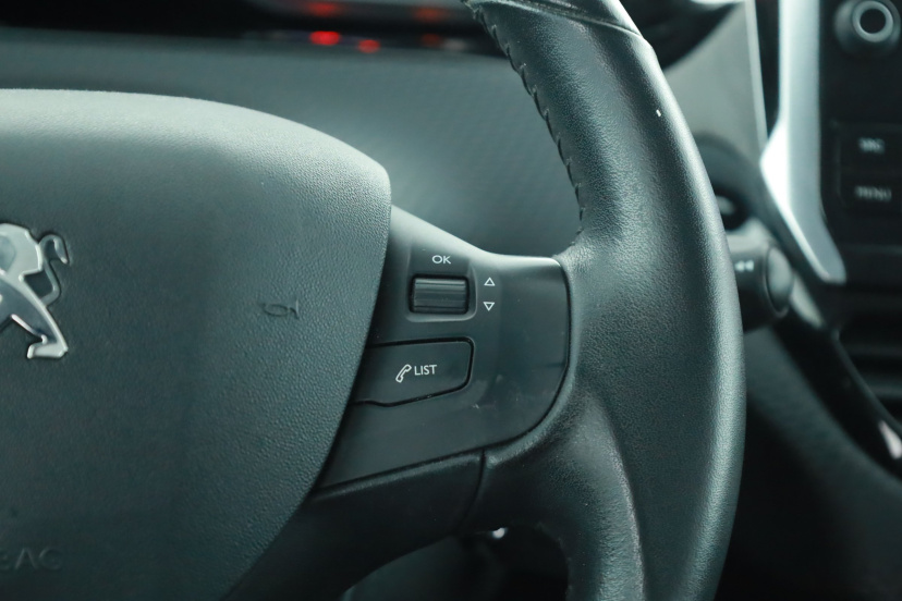 Peugeot 2008, 2017