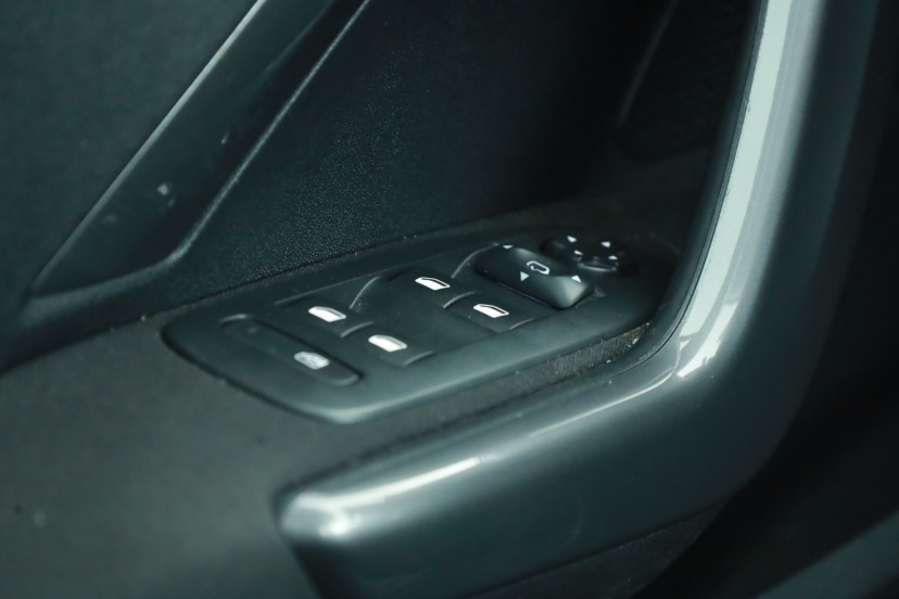 Peugeot 2008, 2017
