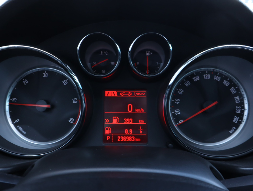 Opel Insignia, 2013