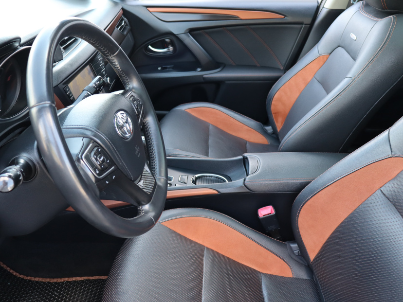 Toyota Avensis, 2015