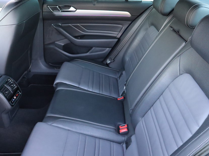 Volkswagen Passat, 2022