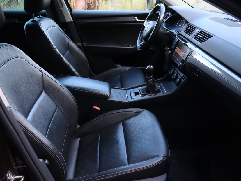 Škoda Superb, 2016