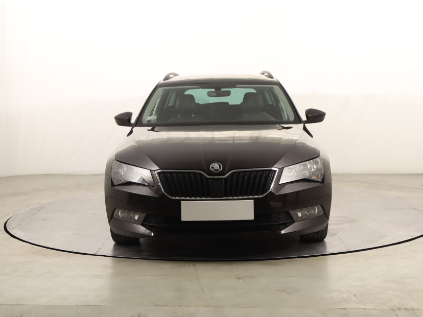 Škoda Superb, 2016