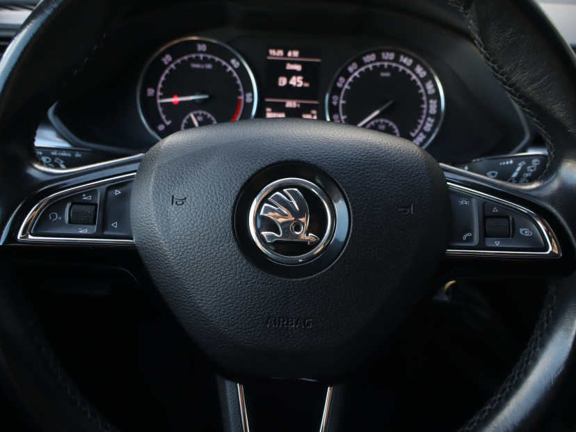 Škoda Superb, 2016
