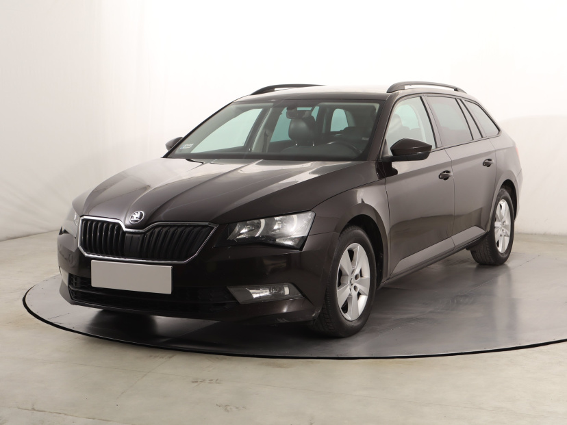 Škoda Superb, 2016