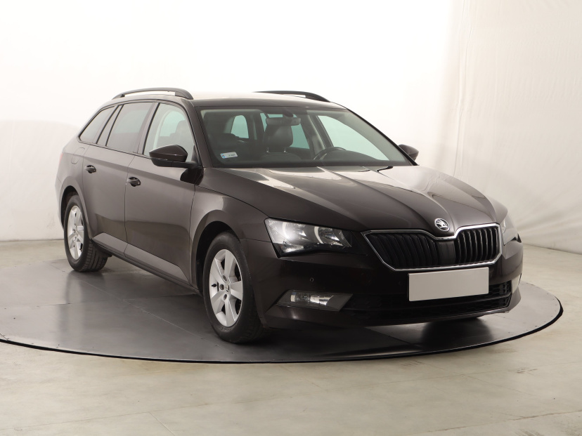 Škoda Superb, 2016