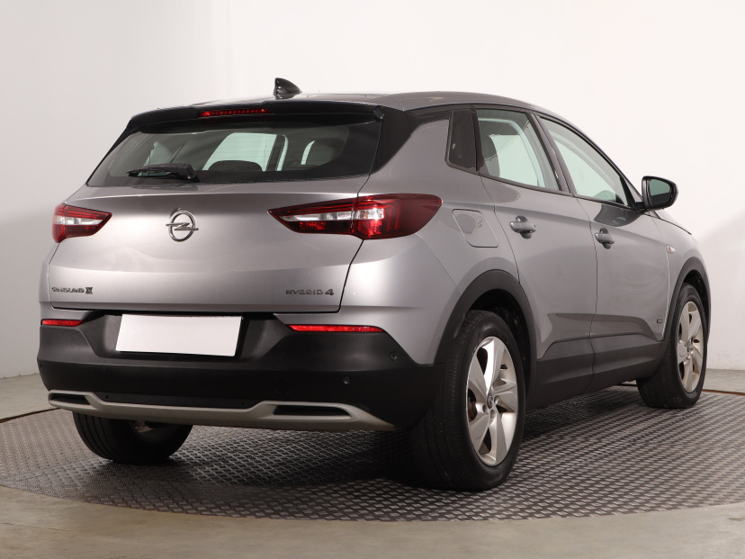 Opel Grandland, 2021