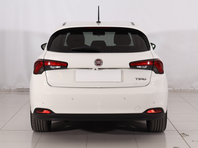 Fiat Tipo, 2017